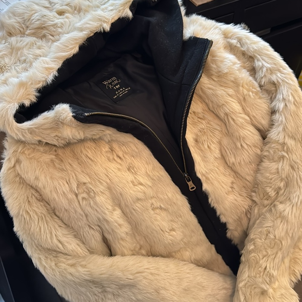 ZARA TRF Faux Fur Hooded Jacket, M